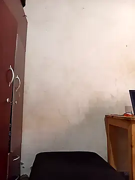 Snapshot of Uncletee112 chatting on 09.12.25 Uncletee112 online show from 09.12.25