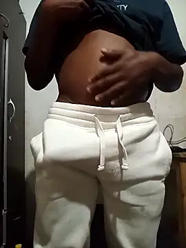 Snapshot of Uncletee112 chatting on 10.07.25 Uncletee112 online show from 10.07.25