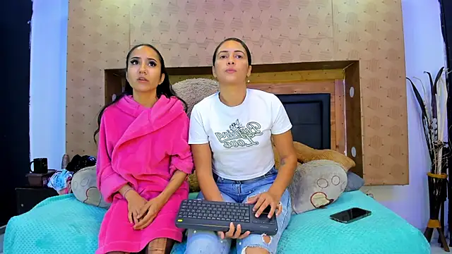 SofiAndNicol online show from 11.07.25