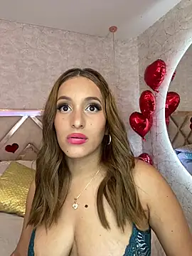 Agnescruzz online show from 02.20.25