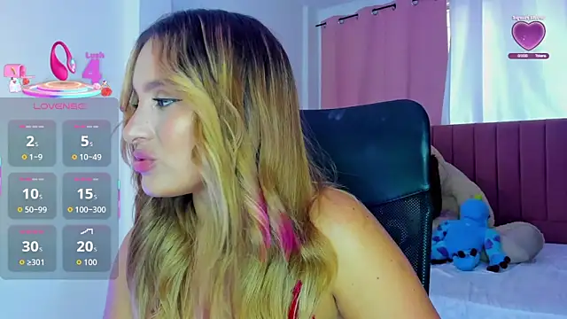 Agnescruzz online show from 11.22.25