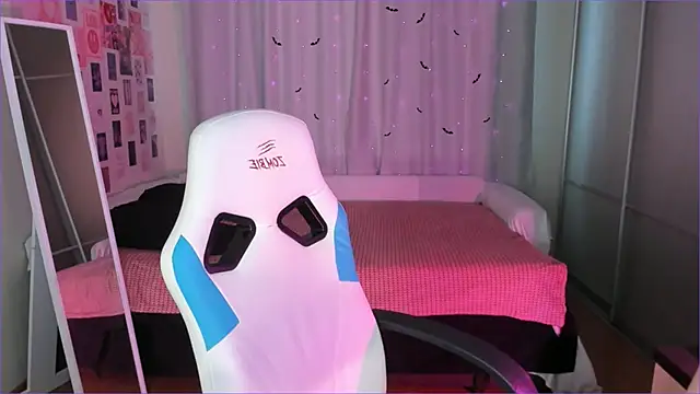 Snapshot of Vanessa_Verona chatting on 03.18.26 Vanessa Verona online show from 03.18.26