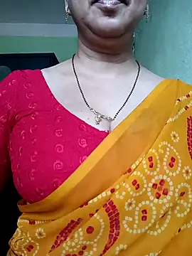 Snapshot of Rosy-B chatting on 01.16.25 Rosy-B online show from 01.16.25