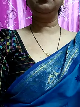 Snapshot of Rosy-B chatting on 01.16.25 Rosy-B online show from 01.16.25