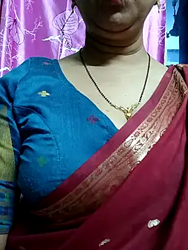 Snapshot of Rosy-B chatting on 01.23.25 Rosy-B online show from 01.23.25