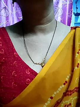 Snapshot of Rosy-B chatting on 02.07.25 Rosy-B online show from 02.07.25