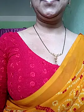 Snapshot of Rosy-B chatting on 02.17.25 Rosy-B online show from 02.17.25