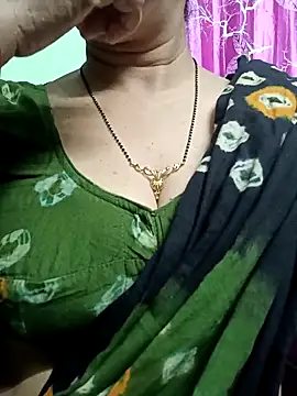 Snapshot of Rosy-B chatting on 02.06.26 Rosy-B online show from 02.06.26