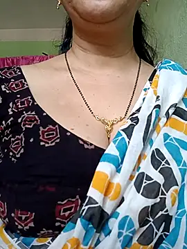 Snapshot of Rosy-B chatting on 02.20.26 Rosy-B online show from 02.20.26