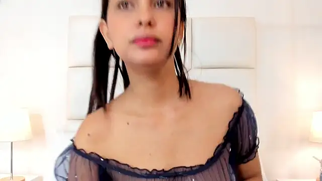 Snapshot of DulceColeman chatting on 03.03.26 DulceColeman online show from 03.03.26