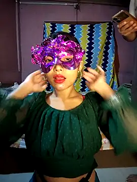 Snapshot of Flirtandfuck0 chatting on 09.30.25 Flirtandfuck0 online show from 09.30.25