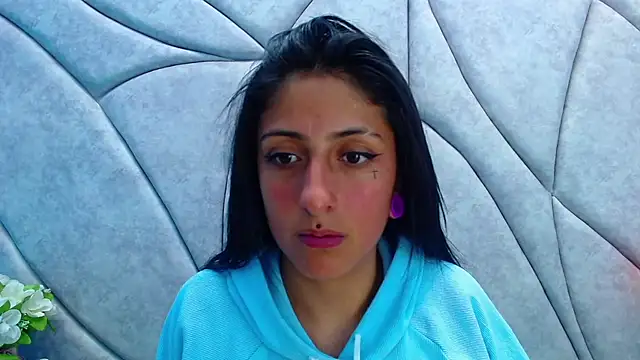 Snapshot of Cameron_cutte chatting on 01.31.25 Cameron cutte online show from 01.31.25