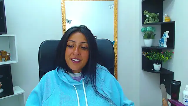 Snapshot of Cameron_cutte chatting on 02.12.25 Cameron cutte online show from 02.12.25