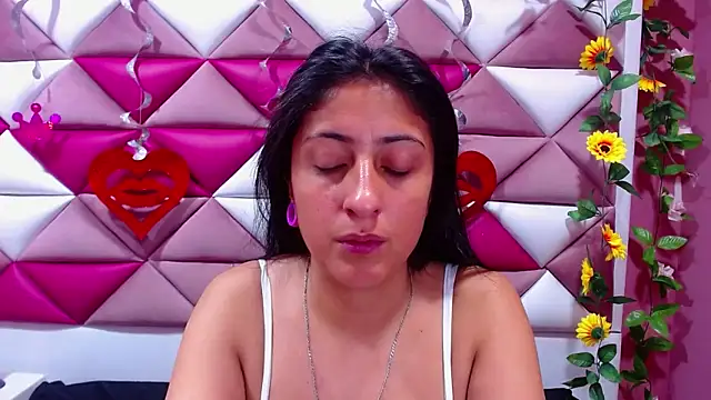 Snapshot of Cameron_cutte chatting on 03.11.25 Cameron cutte online show from 03.11.25