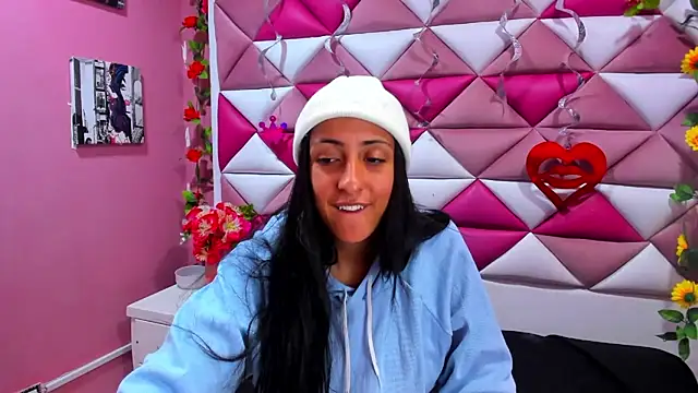 Snapshot of Cameron_cutte chatting on 03.13.25 Cameron cutte online show from 03.13.25