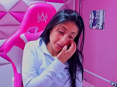 Snapshot of Cameron_cutte chatting on 09.11.25 Cameron cutte online show from 09.11.25