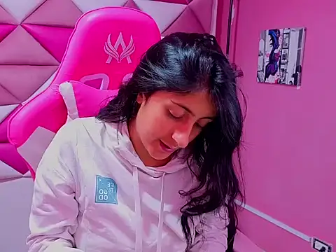 Snapshot of Cameron_cutte chatting on 09.20.25 Cameron cutte online show from 09.20.25