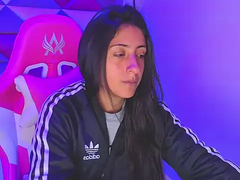 Snapshot of Cameron_cutte chatting on 12.02.25 Cameron cutte online show from 12.02.25