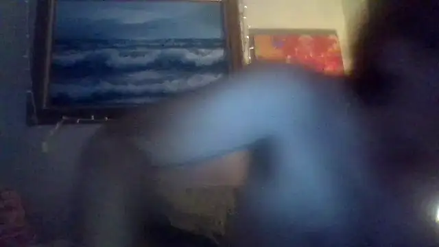 Snapshot of hornyrich69 chatting on 10.22.25 hornyrich69 online show from 10.22.25