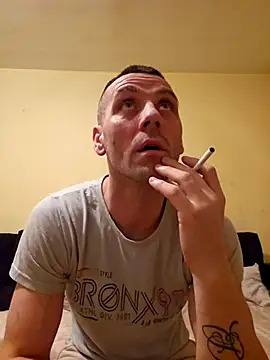 Snapshot of Aian09 chatting on 02.23.25 Aian09 online show from 02.23.25