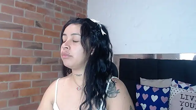 salome  hills1 online show from 07.15.26