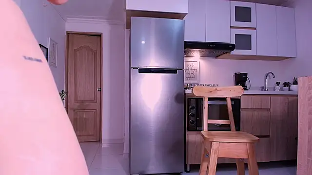 DannaHyde online show from 02.19.26