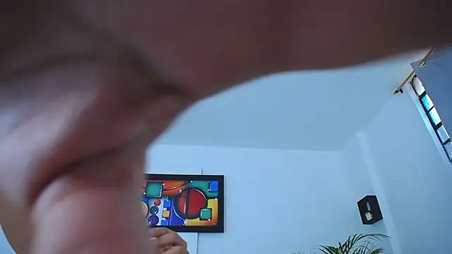 Snapshot of Chiqui_milk_ chatting on 02.22.25 Chiqui milk online show from 02.22.25