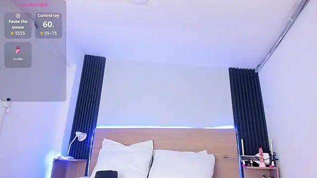 Snapshot of Chiqui_milk_ chatting on 09.12.25 Chiqui milk online show from 09.12.25