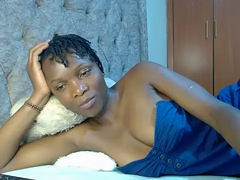 Snapshot of Naughty_Girl17 chatting on 02.22.25 Naughty Girl17 online show from 02.22.25