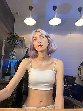 Snapshot of Mia_Cheers chatting on 09.15.25 Mia Cheers online show from 09.15.25