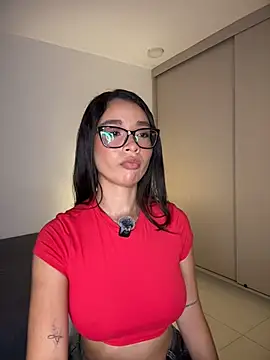 Snapshot of Hips_hannah chatting on 01.12.26 Hips hannah online show from 01.12.26