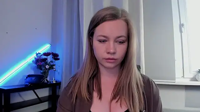 holly xglam online show from 04.30.26
