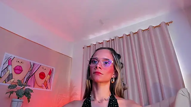 SkiinnyAna online show from 02.05.25