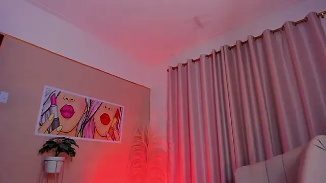 SkiinnyAna online show from 02.28.25