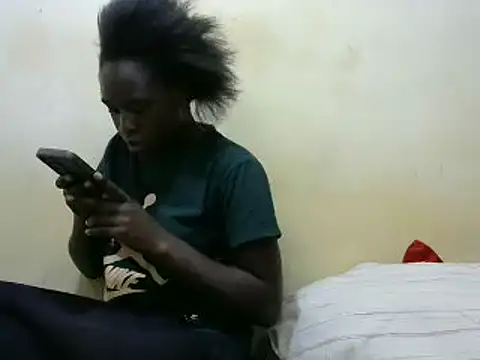 Snapshot of sweet_lily2 chatting on 02.12.25 sweet lily2 online show from 02.12.25