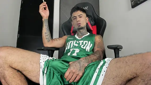 Snapshot of sergiio_mesa27 chatting on 02.16.26 sergiio mesa27 online show from 02.16.26