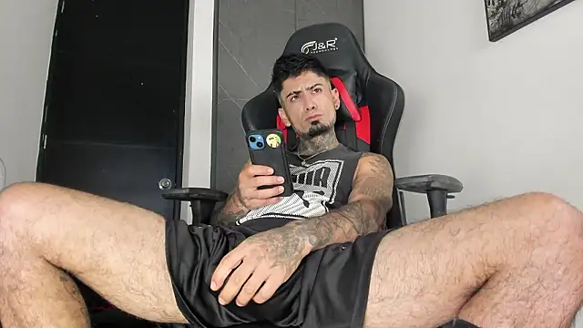 Snapshot of sergiio_mesa27 chatting on 03.04.26 sergiio mesa27 online show from 03.04.26