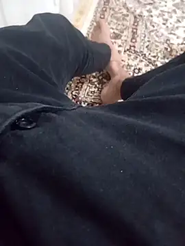 Snapshot of Kurtsikici@xh chatting on 10.25.25 Kurtsikicixh online show from 10.25.25