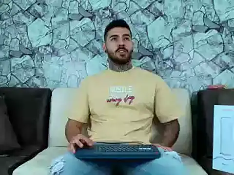 Snapshot of silvano_torres chatting on 12.14.24 silvano torres online show from 12.14.24