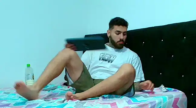 Snapshot of silvano_torres chatting on 02.27.25 silvano torres online show from 02.27.25