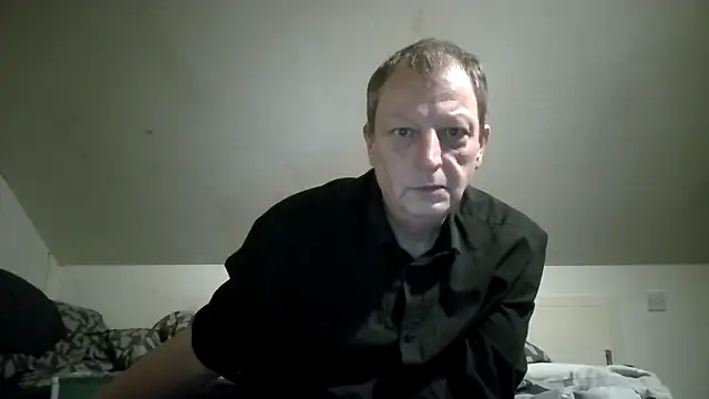 Snapshot of chubbybear2cum chatting on 02.20.26 chubbybear2cum online show from 02.20.26