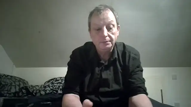 Snapshot of chubbybear2cum chatting on 03.02.26 chubbybear2cum online show from 03.02.26