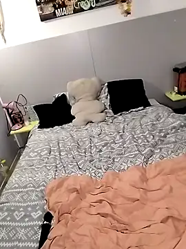 Snapshot of lagazosexy14 chatting on 10.23.25 lagazosexy14 online show from 10.23.25