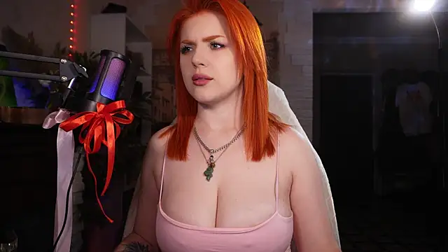 Chriss Fox online show from 03.05.25