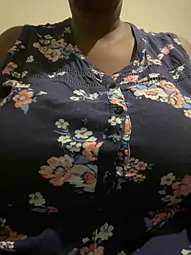 Snapshot of Naughty-sonia2 chatting on 07.18.26 Naughty-sonia2 online show from 07.18.26