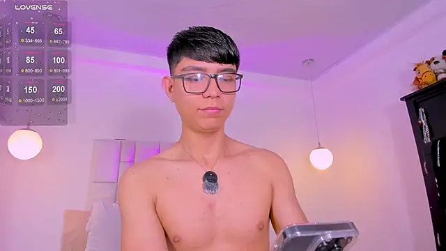 CodyTwink online show from 05.02.26