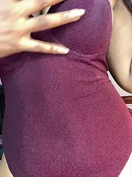 Snapshot of Cinderella-98 chatting on 02.15.26 Cinderella-98 online show from 02.15.26