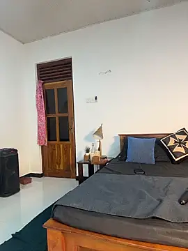 Snapshot of Cinderella-98 chatting on 03.11.26 Cinderella-98 online show from 03.11.26