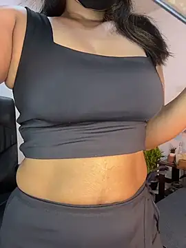 Snapshot of Cinderella-98 chatting on 03.12.26 Cinderella-98 online show from 03.12.26