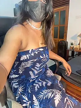 Snapshot of Cinderella-98 chatting on 03.17.26 Cinderella-98 online show from 03.17.26